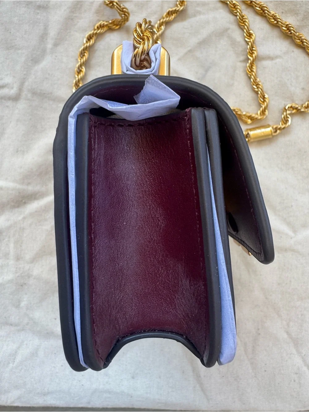 Tory Burch description signature